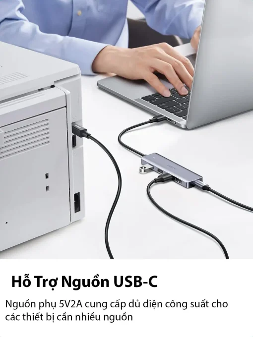 Hub USB 3.0 Ugreen 50985 hỗ trợ nguồn USB-C 5V2A, cấp đủ điện cho thiết bị cần nhiều nguồn như máy in, ổ cứng, laptop
