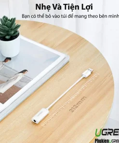 Cáp USB Sound Card Ugreen 30712 kích thước 212mm, thiết kế nhỏ gọn nhẹ và tiện lợi mang theo