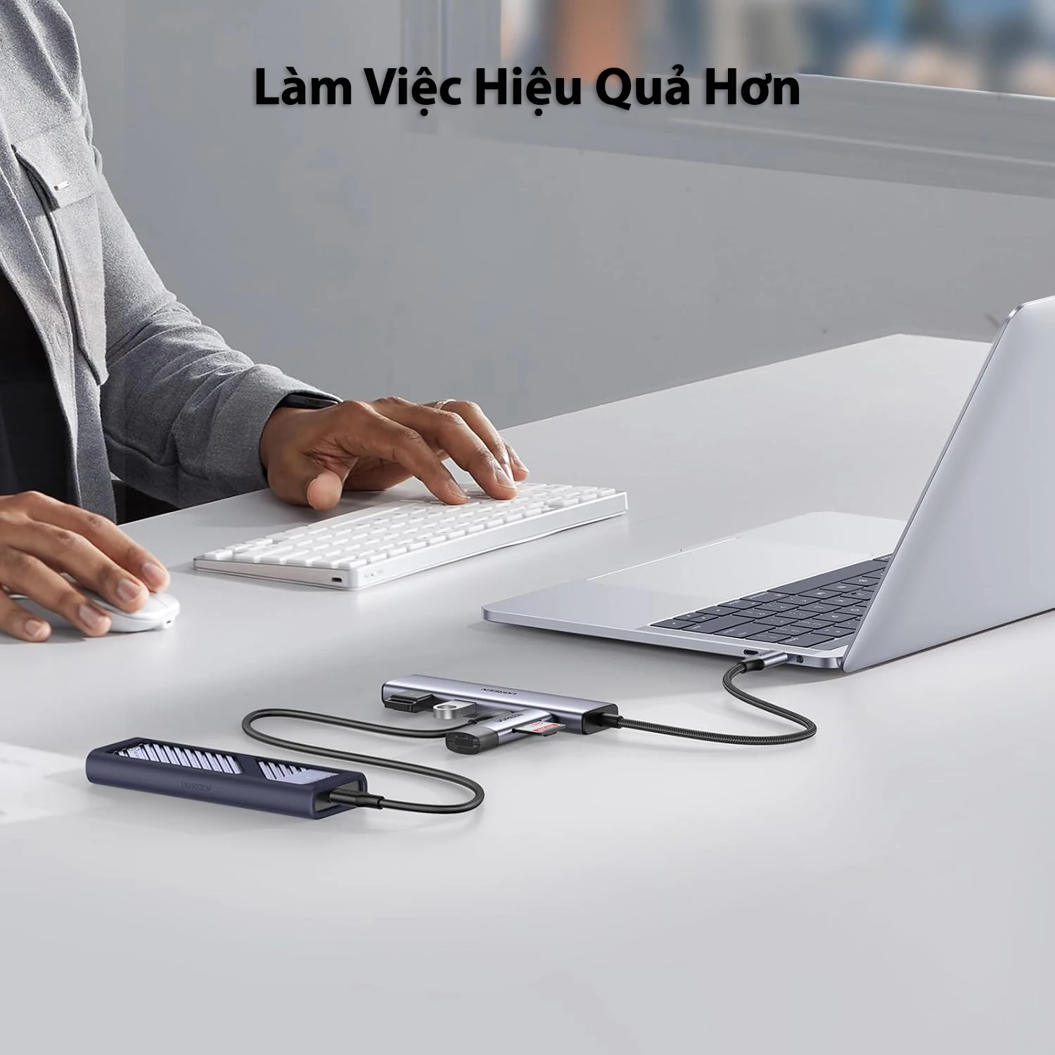 Hub Chia USB-C Ra 4 Cổng Ugreen 15395 Vỏ Hợp Kim Nhôm — 2 USB-A + 2 USB-C, USB 3.0 5Gbps 8 Hub USB-C Ugreen 15395 giúp làm việc hiệu quả hơn với chuột, bàn phím, ổ cứng